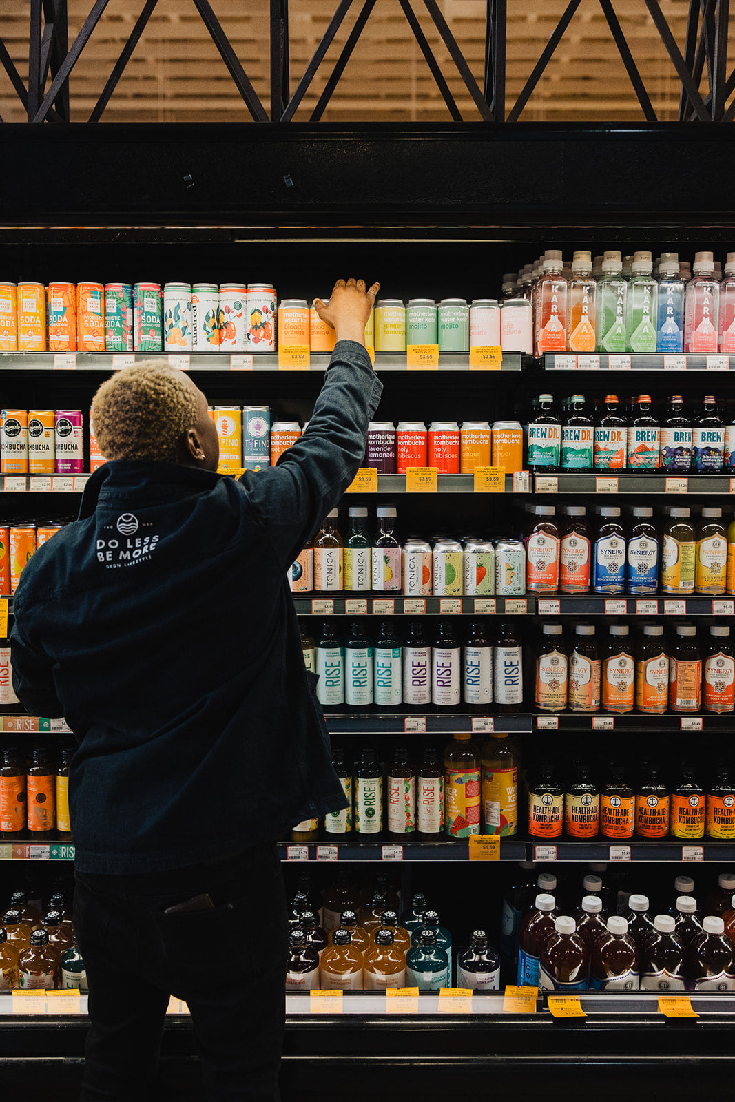 Sipping Smart: Tips for Choosing Quality Kombucha and Water Kefir